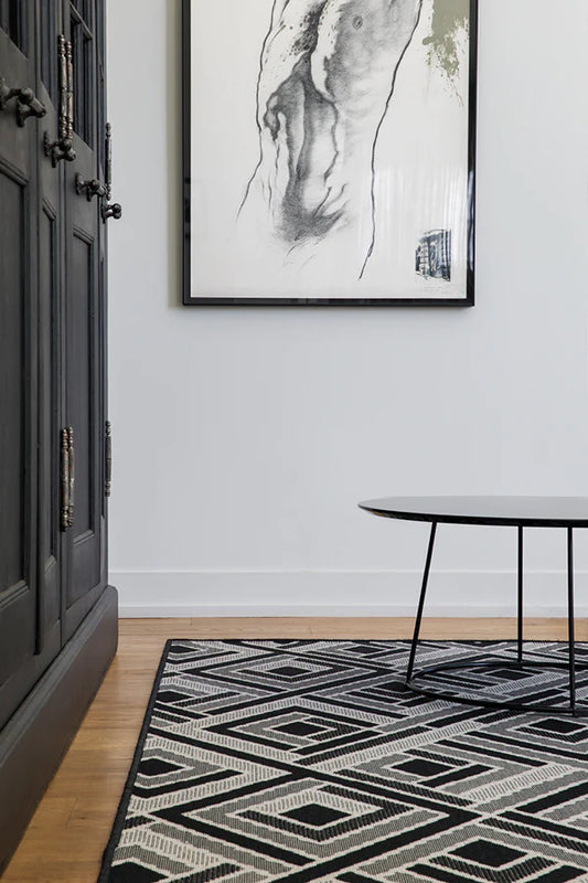 ILALA WHITE WITH BLACK Rug & Runner